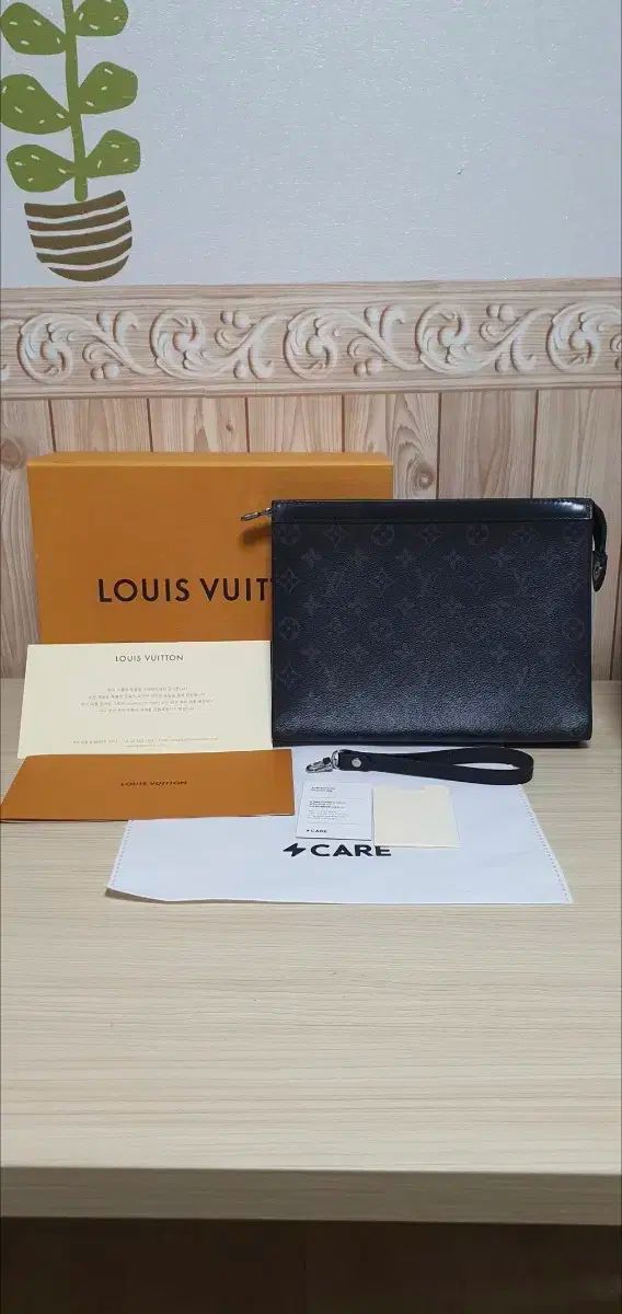 Louis Vuitton ルイヴィトン ポシェット ヴォワヤージュ クラッチ|クラッチバッグ 正規品 S レベル 評価証明書 O