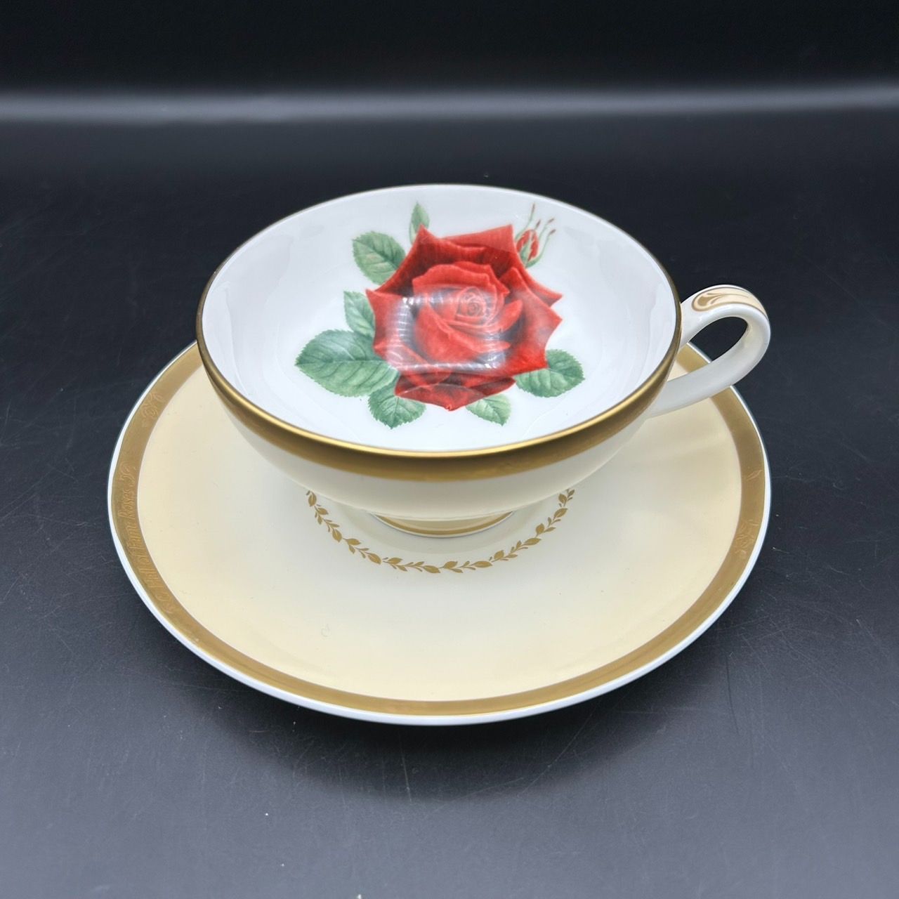 ナルミ NARUMI Hall of Fame Roses 花瓶 箱付き NARUMI Hall of Fame