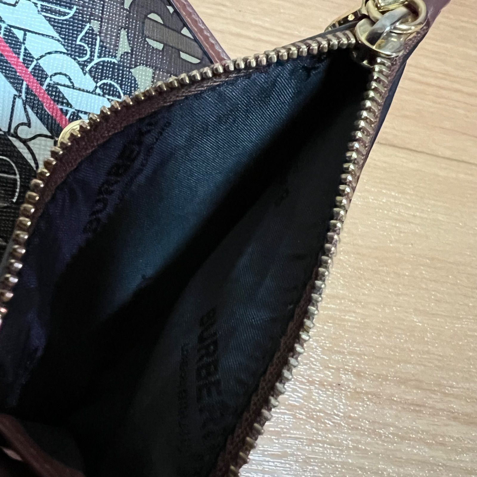 【美品】Burberry 折り財布 モノグラム ストライプ 現行 BURBERRY】バーバリー『モノグラムストライプ 三つ折り短財布