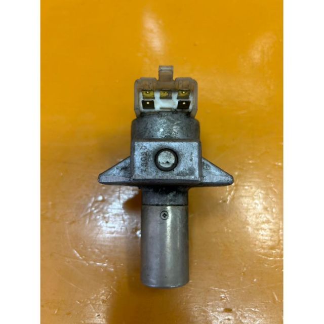 シリンダー ヘルメットホルダー