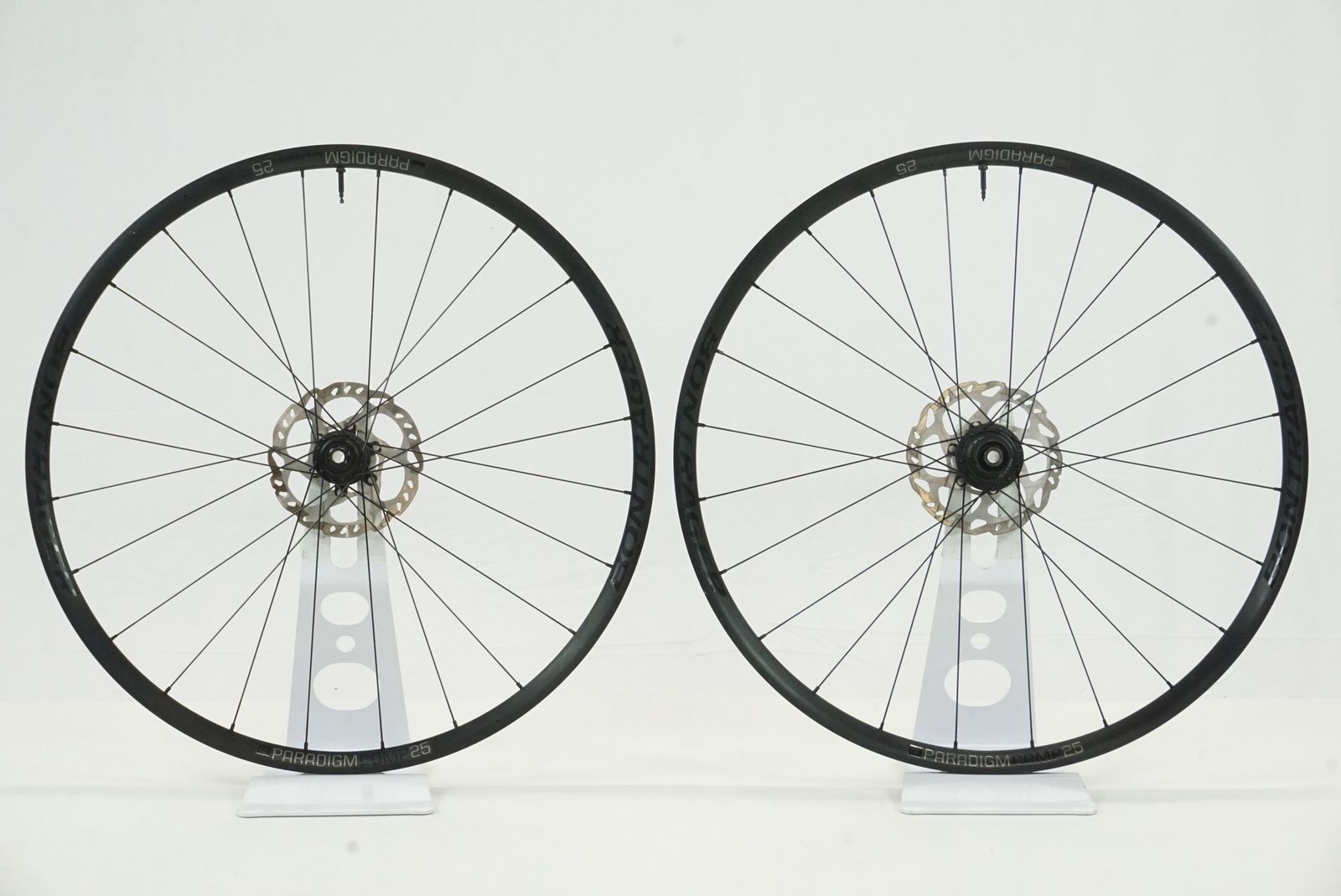 BONTRAGER 「ボントレガー」 PARADIGM COMP SHIMANO11速 ホイールセット