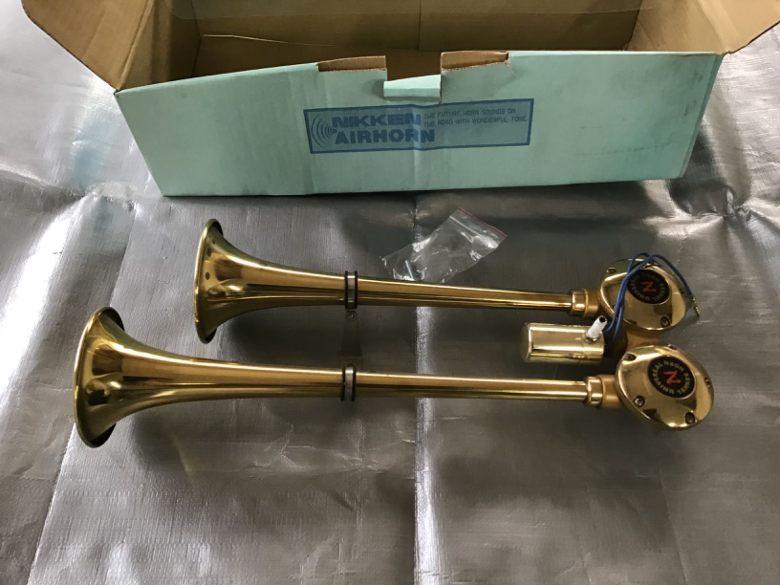 ヤンキーホーン 真鍮 レトロ シャトルホーン未使用 当時物