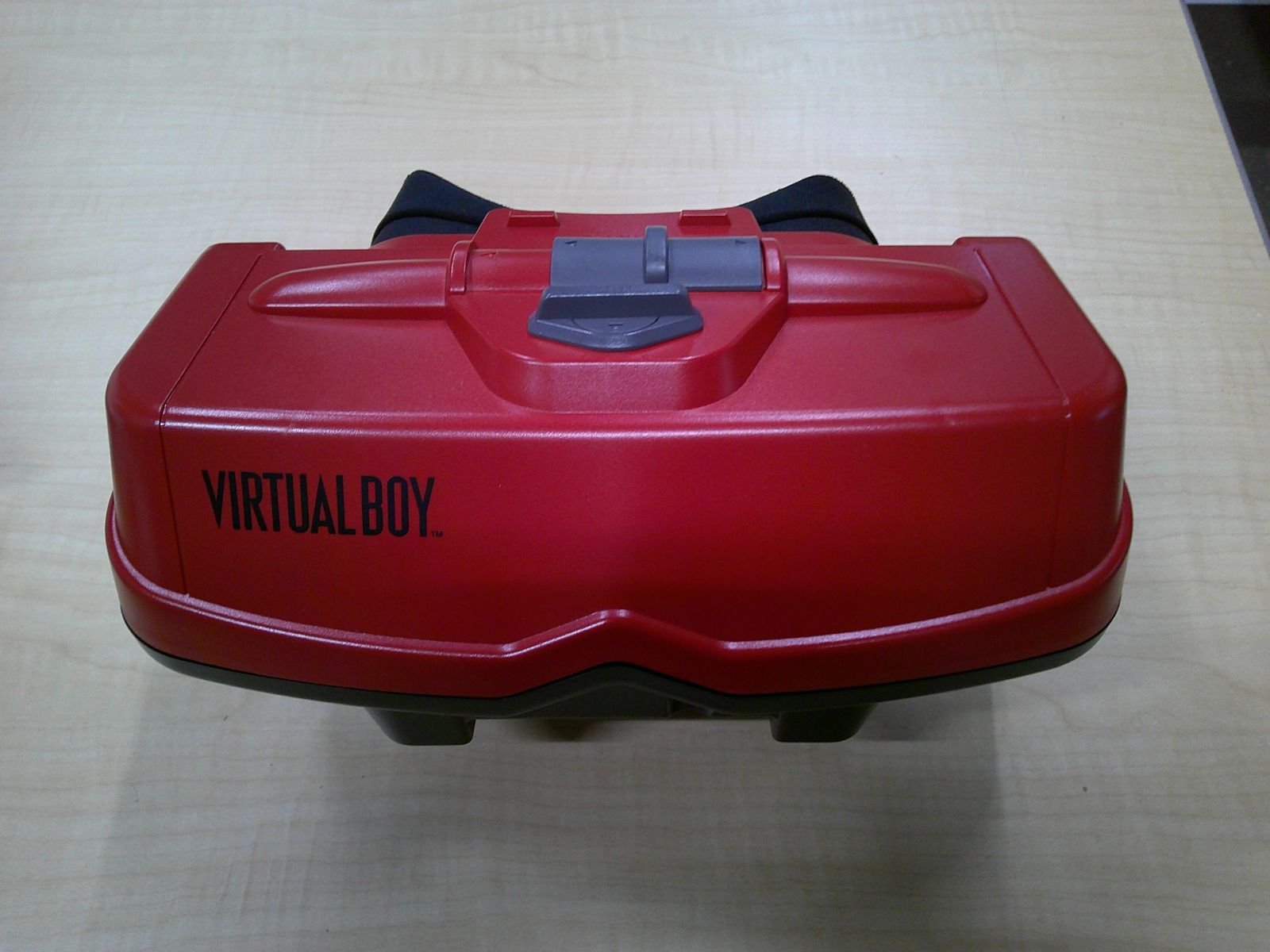 VIRTUAL BOY