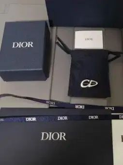 D すべて 25 年 サワー 賞 CD 30 B ゴキブリ