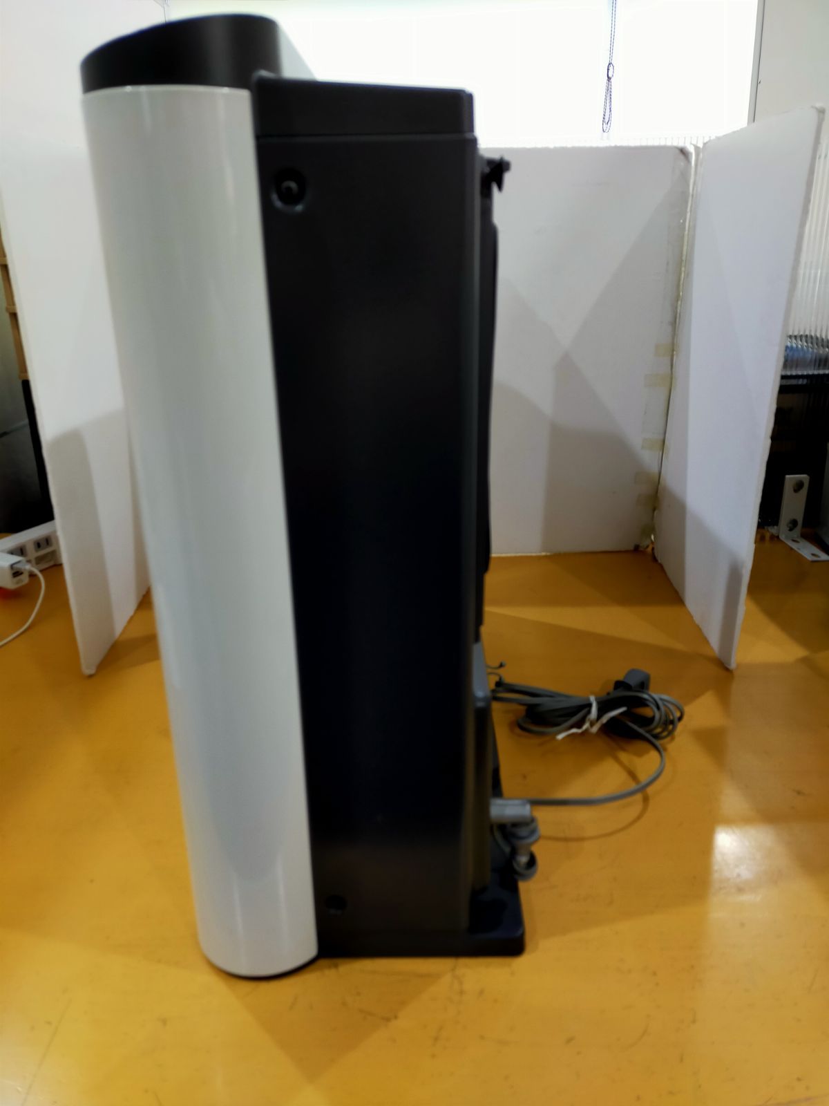 A17 ガスファンヒーター NR-B135FH プレーンホワイト ジャンク品 A17 TOKYO GAS ガスファンヒーター NR-B135FH プレーンホワイト