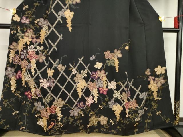 平和屋着物○訪問着 刺繍 葡萄唐草文 黒地 正絹 逸品 AAAT0853ck