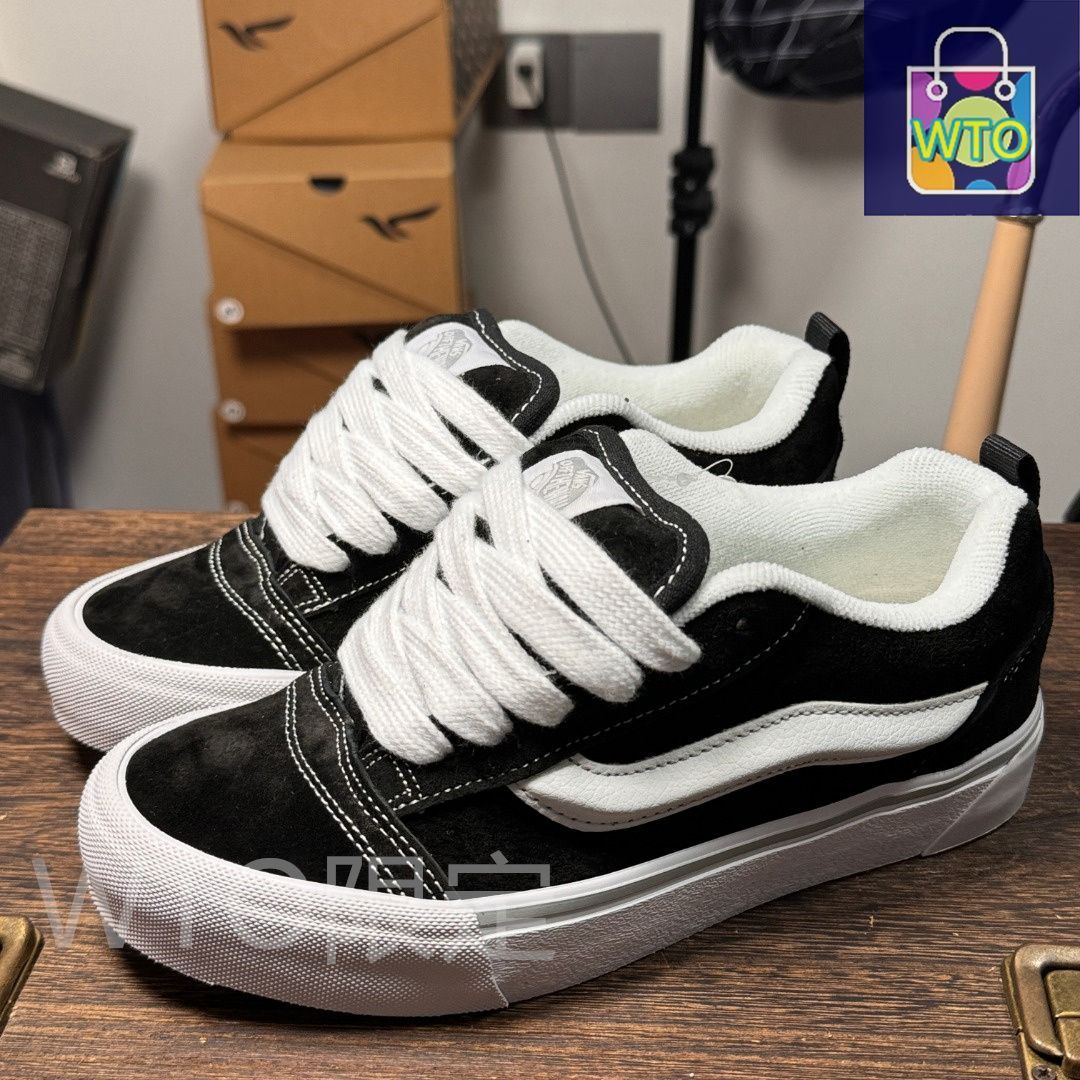 今日特価】Vans Knu-Skool クラシック ブラック & シルバー