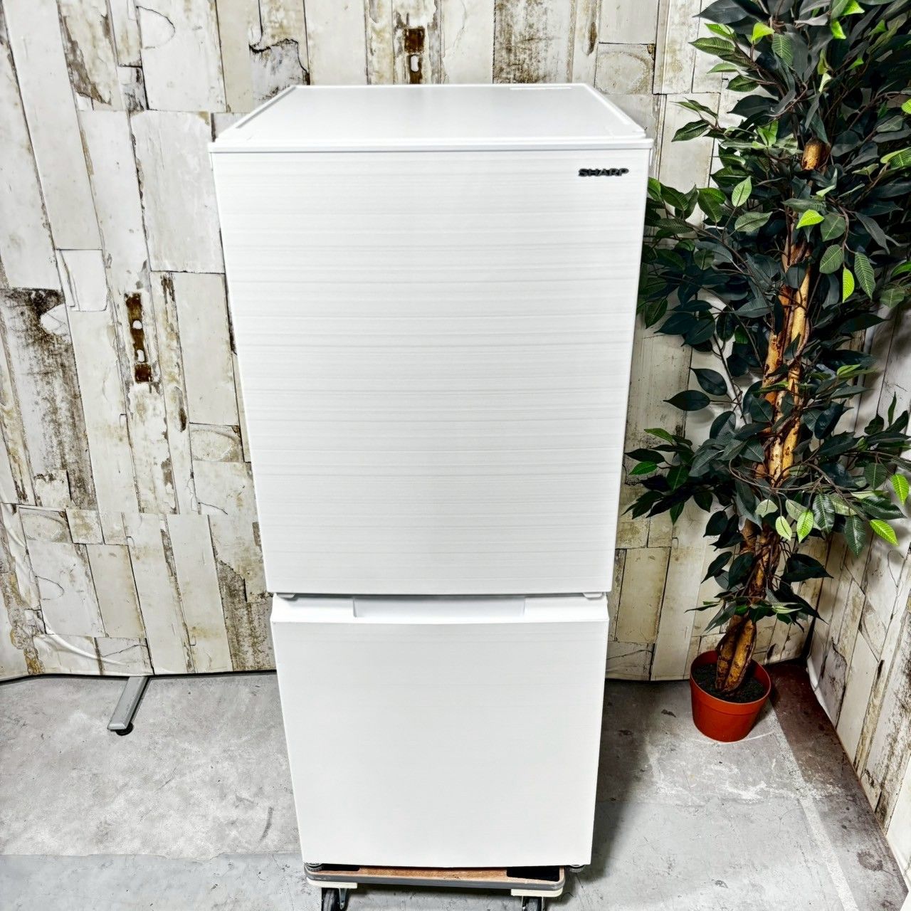 SJ-D15G-W ノンフロン冷凍冷蔵庫