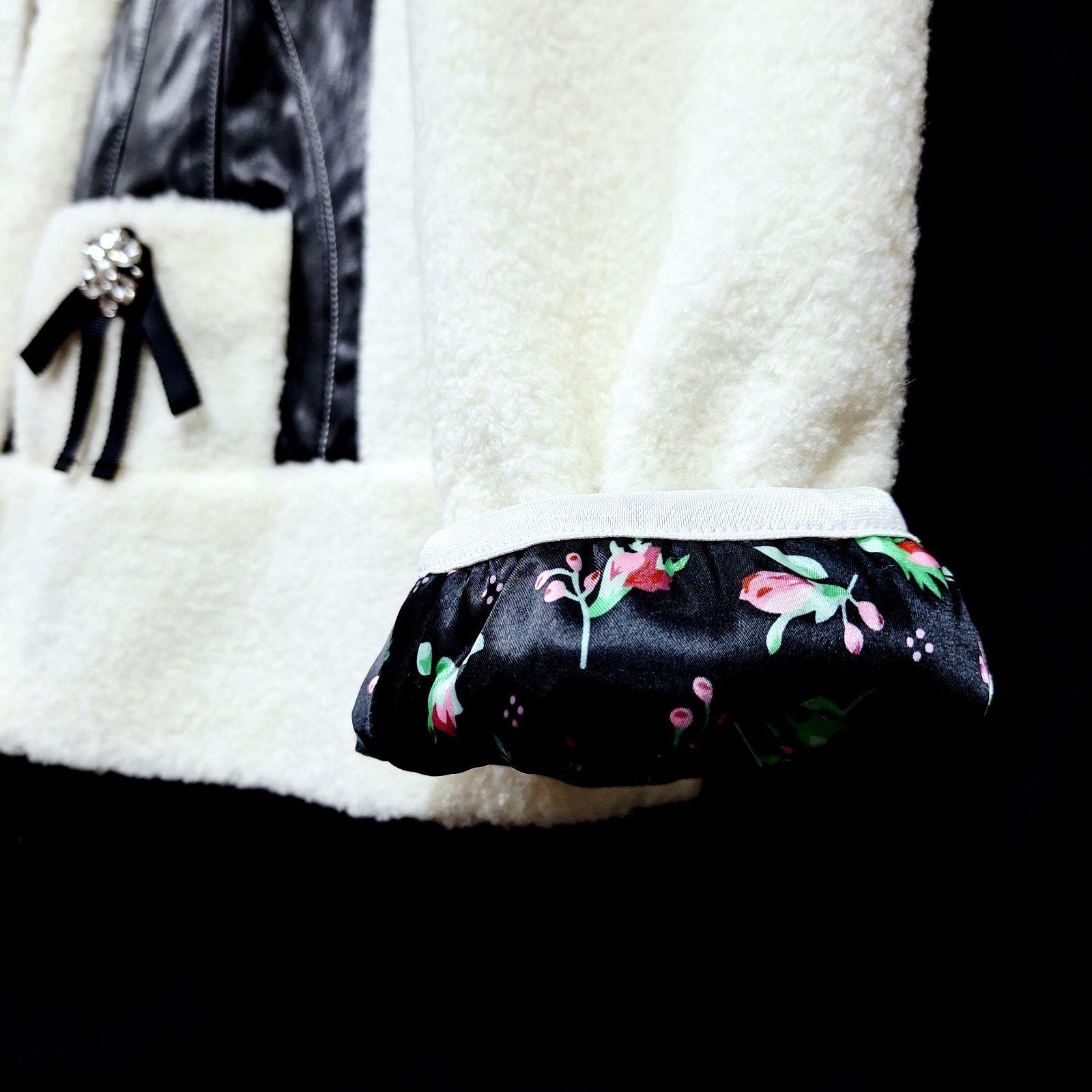 beauty ビジュー付き厚手ボアジャケット