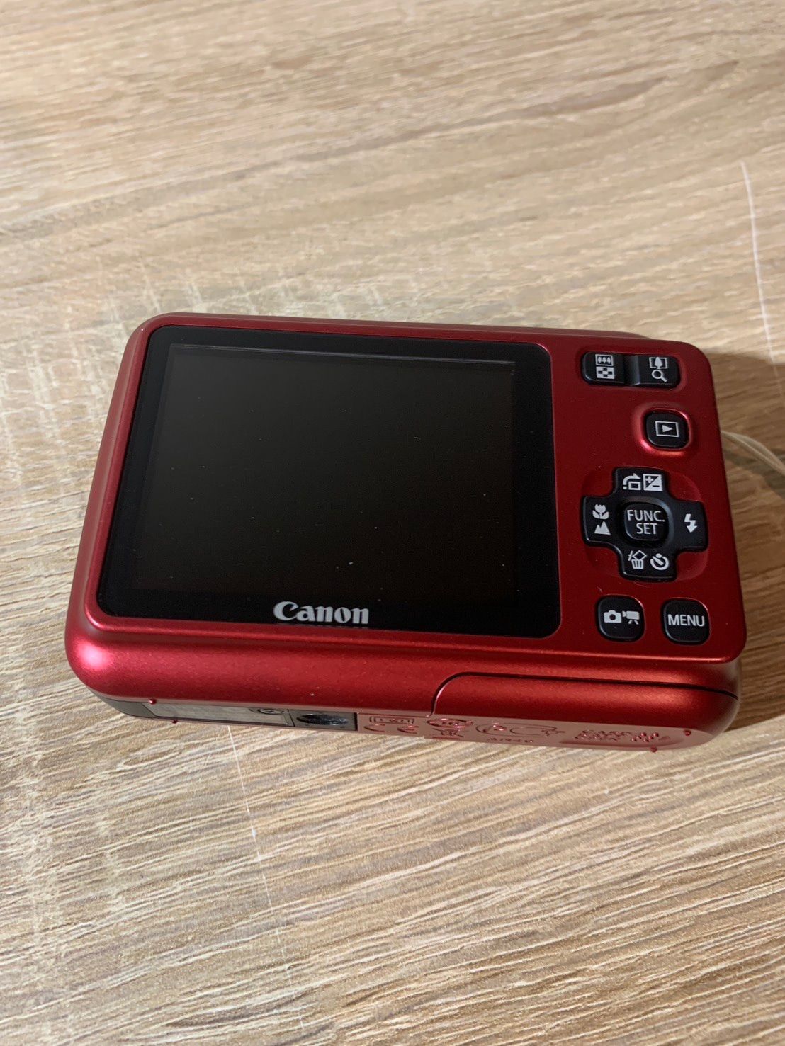 レッド デジカメ