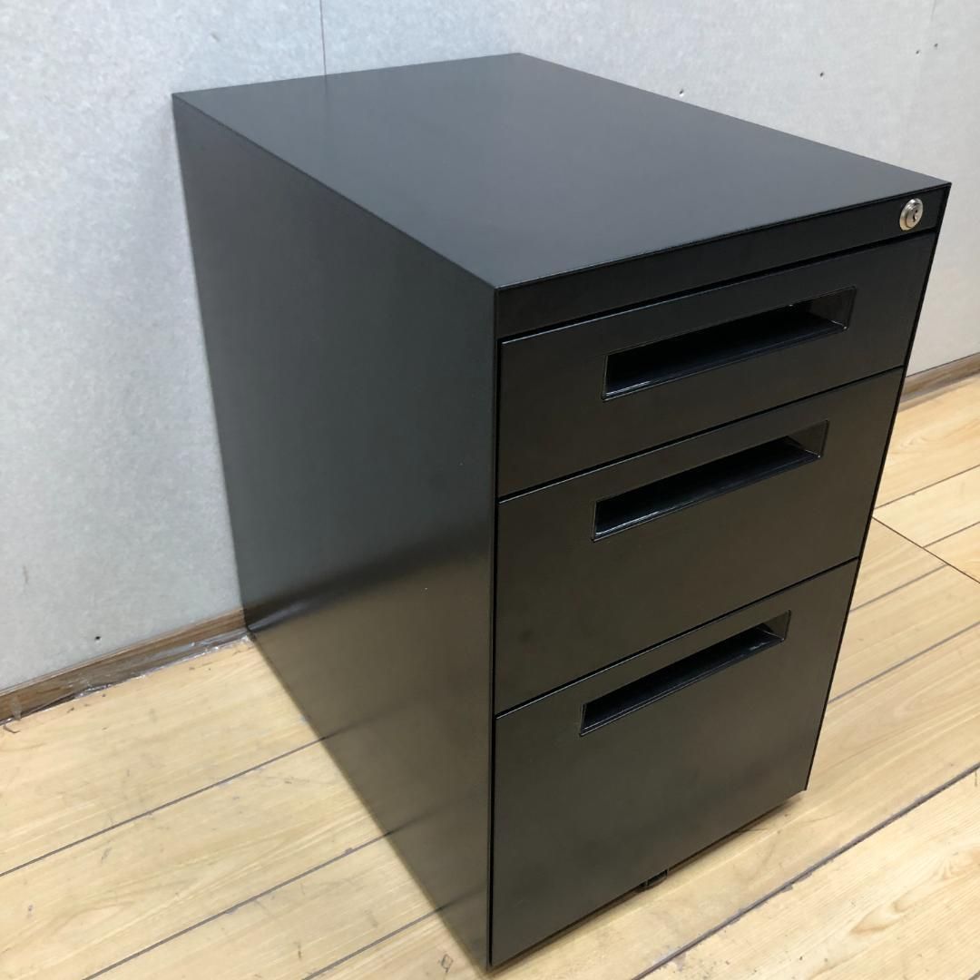 送料無料 NAIKI 鍵付きスチールワゴン 3段 キャスター付き ブラック 0820キー有 2020年製造 250720-55