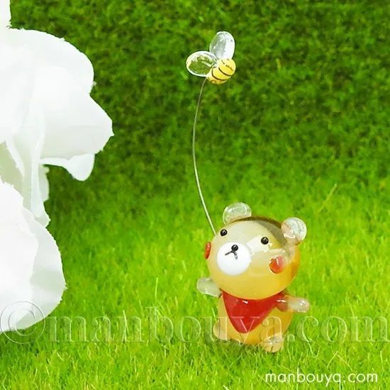 うなぎを捌くクマくん ガラス細工