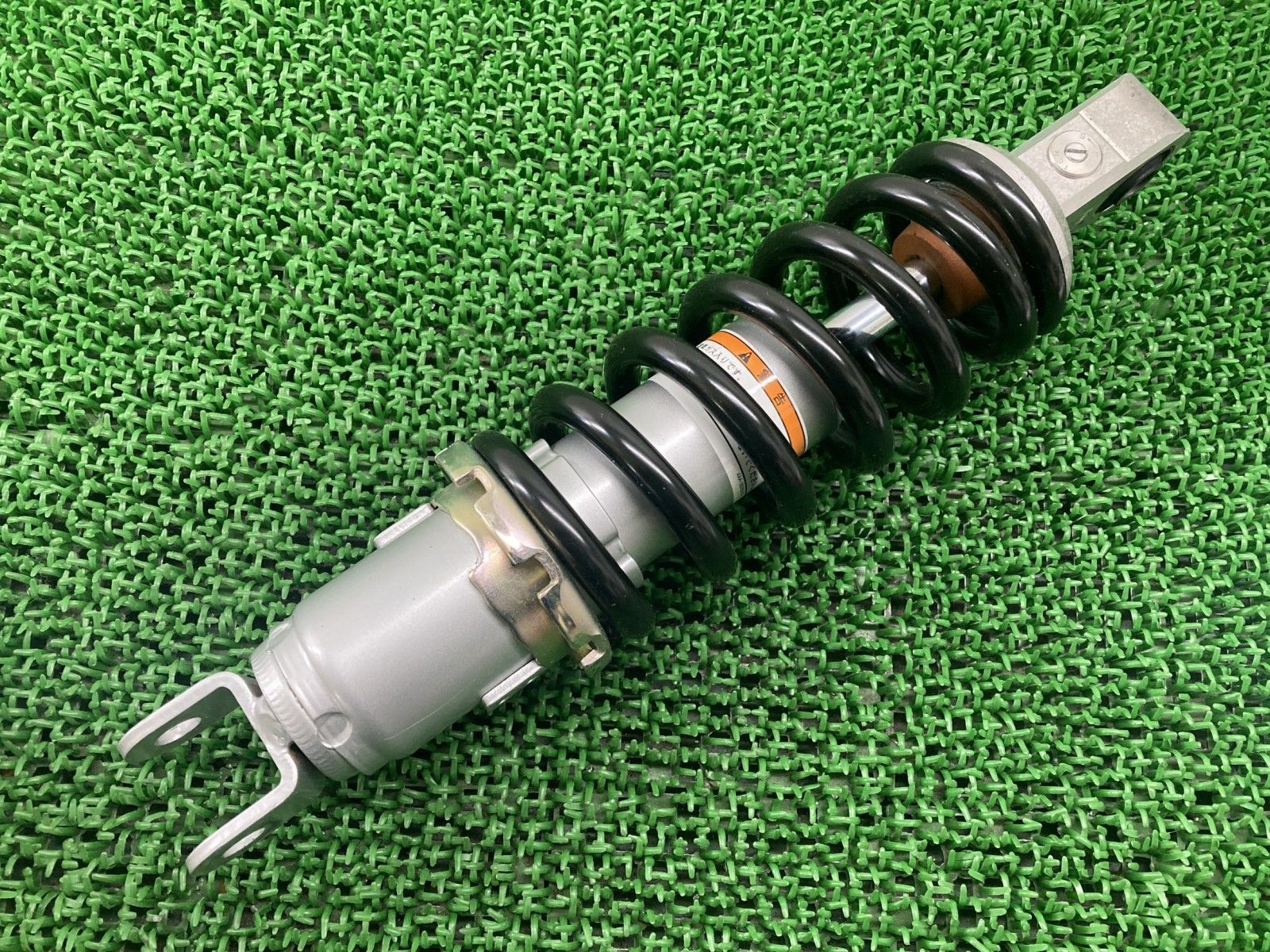 T-MAX530 リアサスペンション ヤマハ 純正 SJ15J ピッチ325mm リア