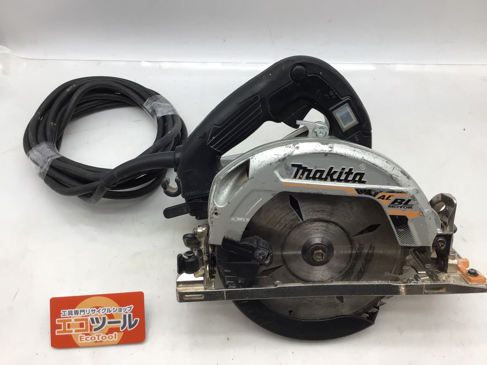 品 Makita|マキタ 165mm電子マルノコ黒 HS6303B ITJ59OPNVIIA エコツール知立店 M02
