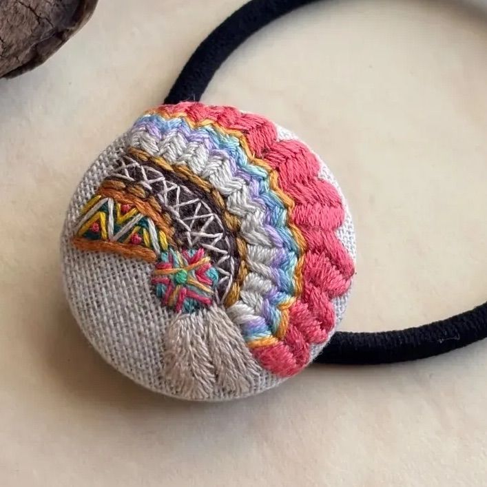インディアンヘッド 刺繍ヘアゴム（ブローチに変更可⭐︎）