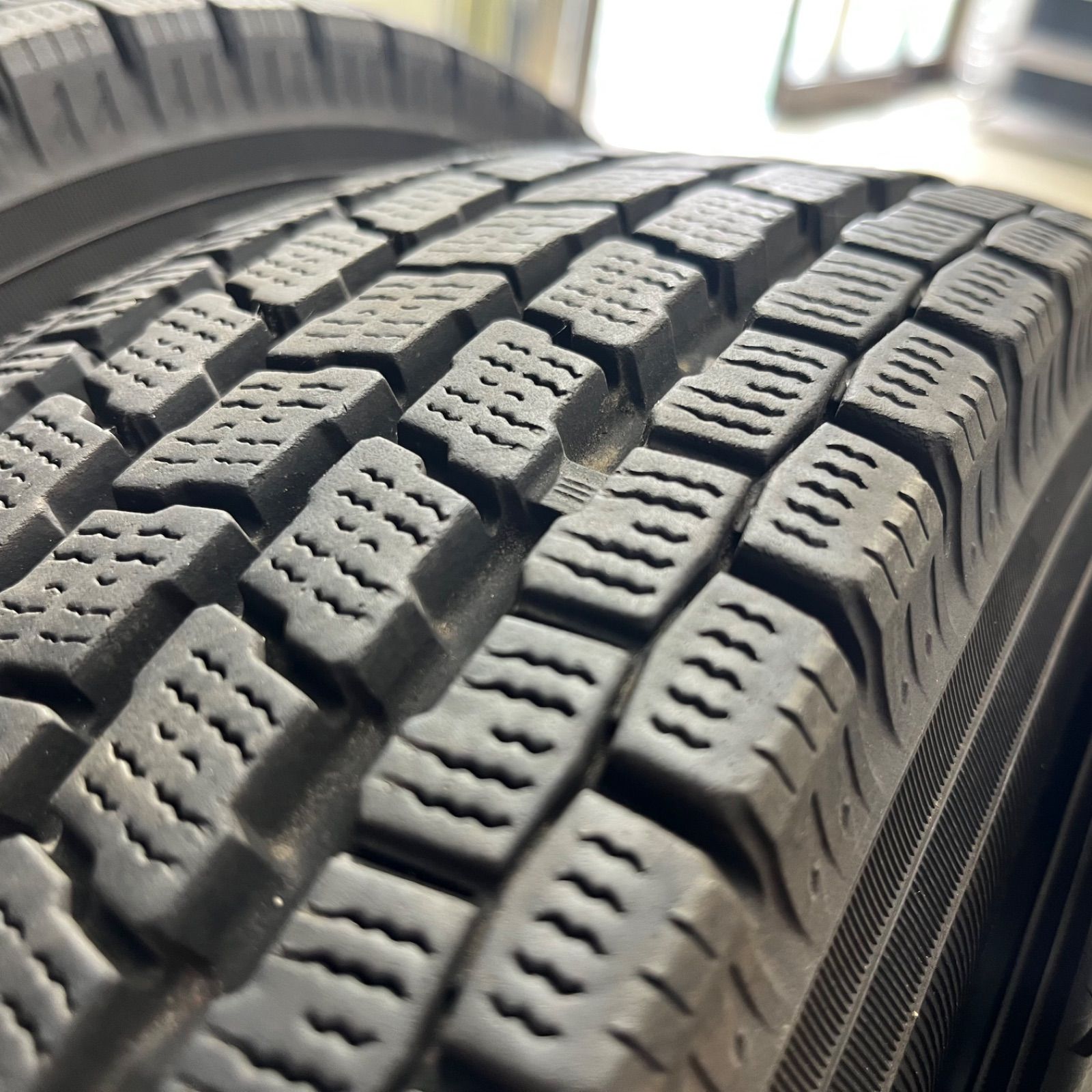 2025年新作。 19年製 145 80R12 80 78N LT ヨコハマ アイスガードig91 ダイハツ ハイゼット スタッドレスタイヤ 冬タイヤ