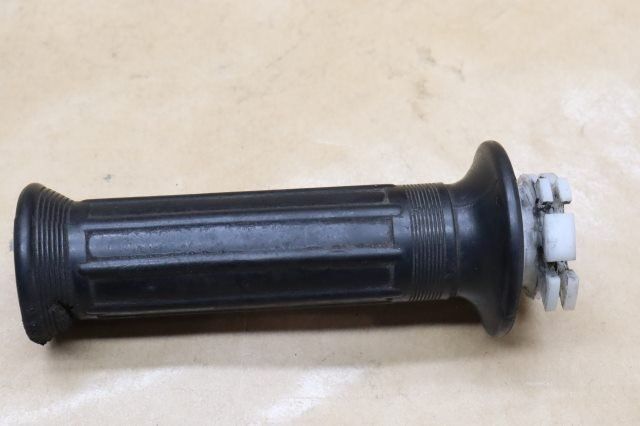 ヤマハ YB-1 FOUR UA05J スロットル Y295-14