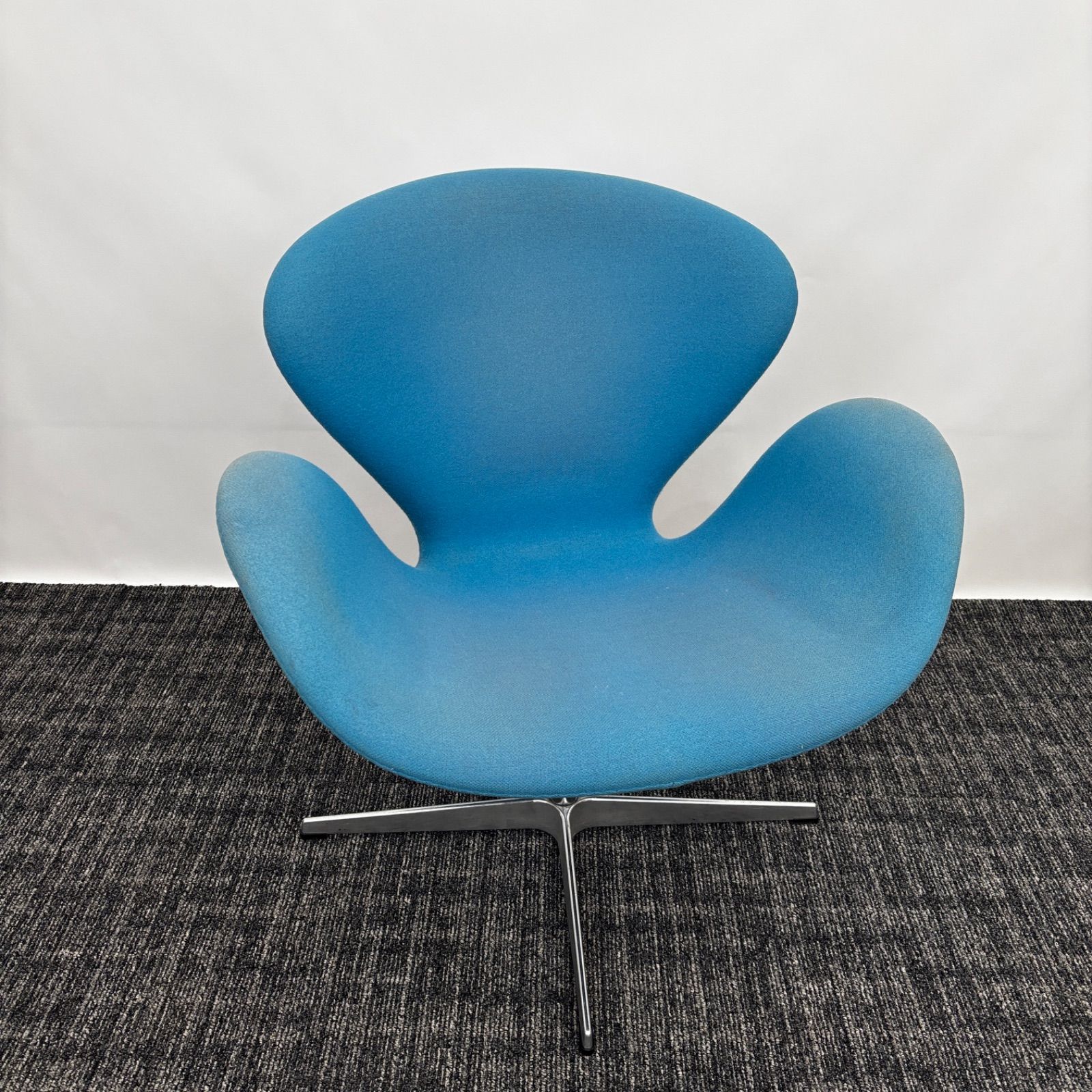 ともママ様 Fritz Hansen スワンチェア 1脚