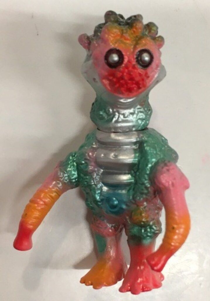 MEDICOMTOY VAG シリーズ9 ZOLLMEN 円盤怪獣マザー キャラクテ