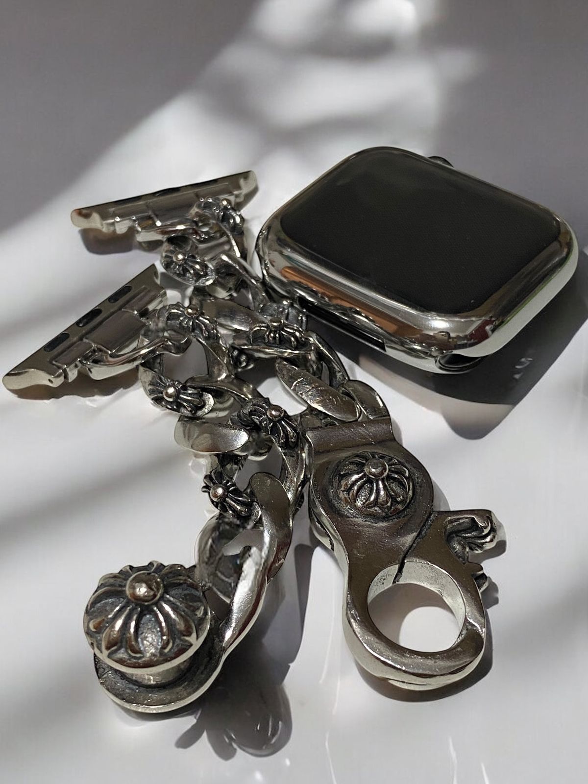 世界 調整可 アップルウォッチ用Apple Watchカスタム カバー ケース 画面保護 38 40 41 42 44 45 46 49 Ultra SE アップルウォッチ クロス チェーンバンド ベルト |223
