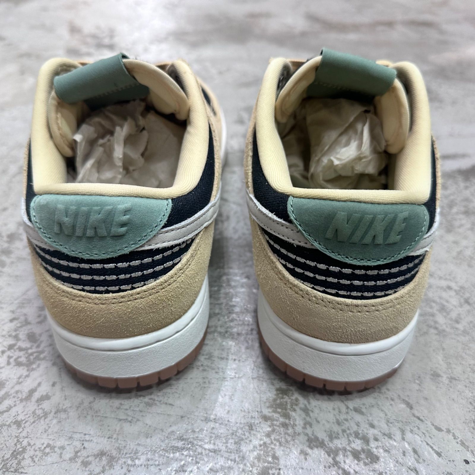 NIKE DUNK LOW 
