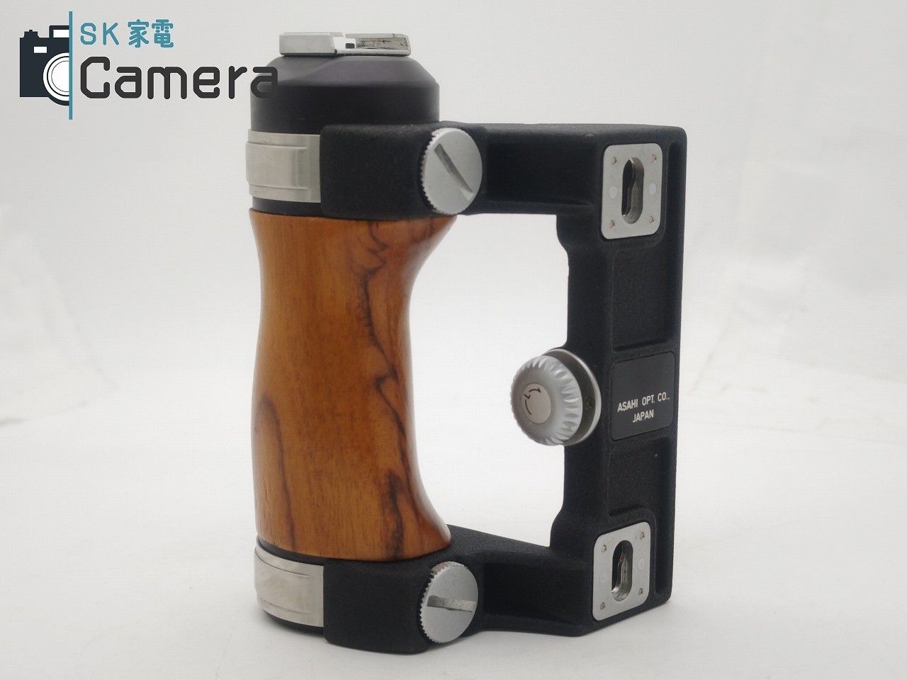 美品 Pentax 木製 ウッド グリップ 6x7 67 67II #7480 美品 Pentax 木製 ウッド グリップ 6x7 67 67II #7480 PENTAX 67用