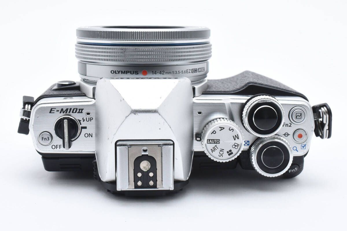 ☆ショット17650数回☆オリンパス OLYMPUS OM-D E-M10 Mark II ボディ 