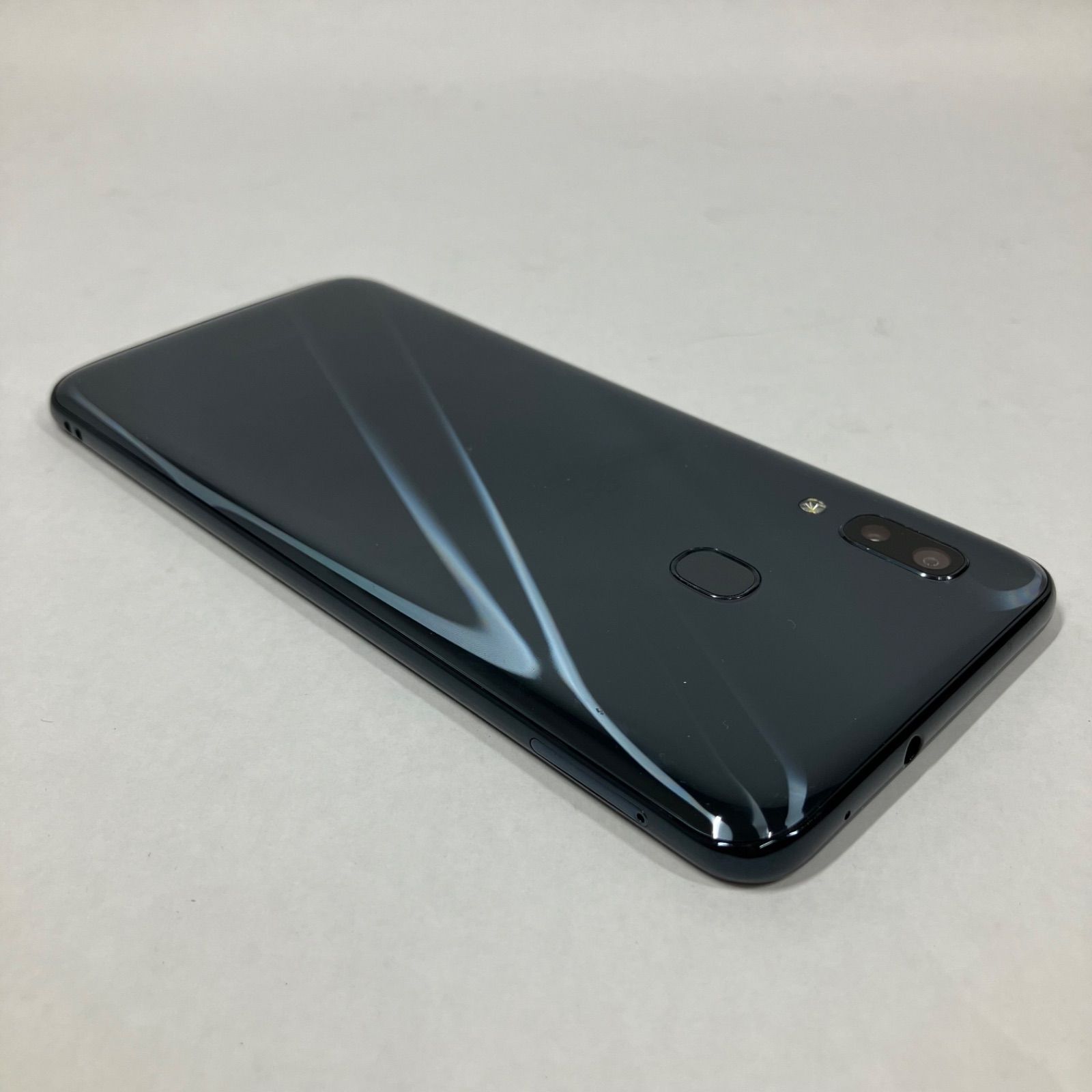 Galaxy A30 SCV43 Black 一括購入 SIMロック解除済み Galaxy A30 ブラック 64 GB SIMロック解除済み - メルカリ