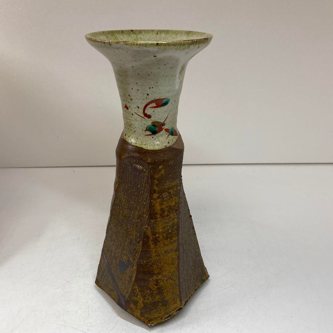 益子焼 斬新な出来栄えの花瓶 共箱 高さ約27.8㎝ 東さ5-0624