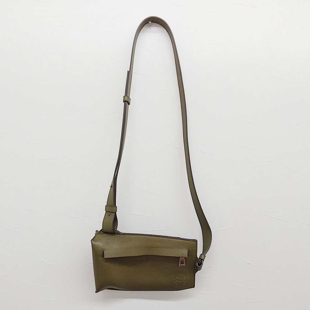 LOEWE カメラ クロスボディバッグ ミニ カメラバッグ カーキグリーン