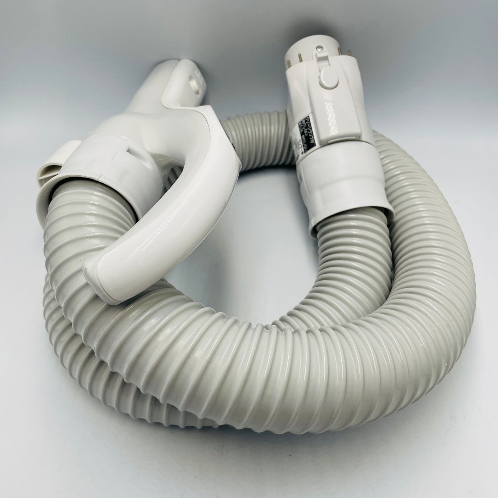 簡易清掃済】Panasonic （型番：MC-PJ200G-W） 掃除機 ホース 管 蛇腹 
