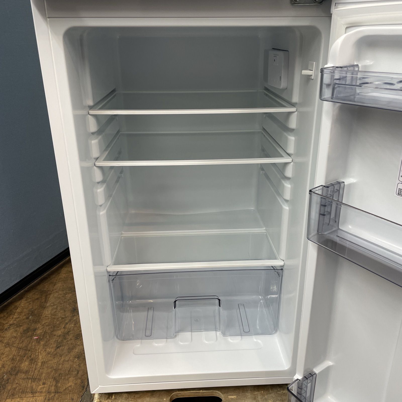 R532 ☀️ Abiterax 2ドア冷蔵庫（139L 右開き）22年製 AR-131 ⭐ 動作