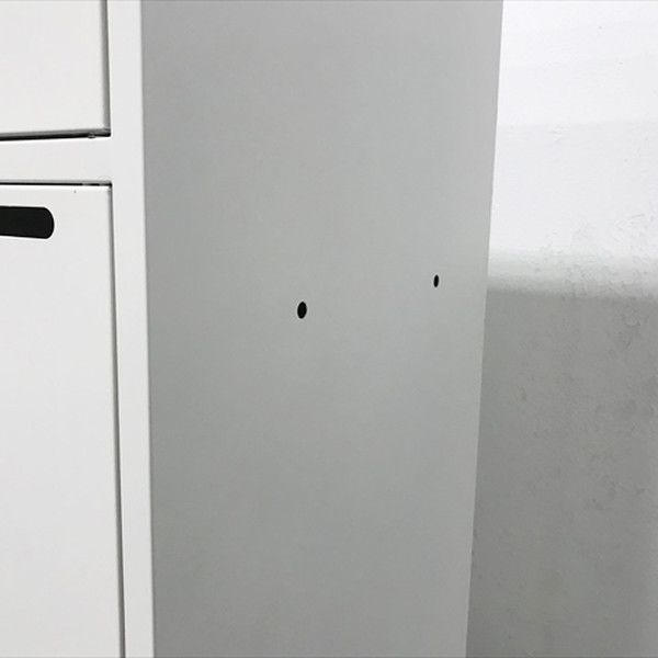 ホワイト