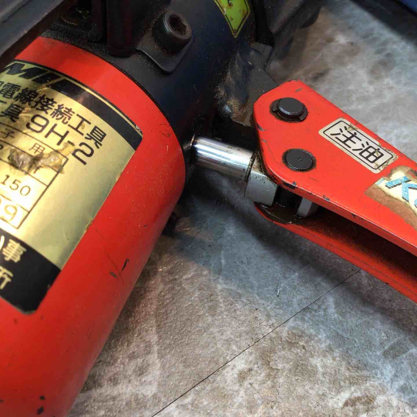 ☆泉精器(IZUMI) 手動油圧式圧着工具 9H-2【八潮店】 【公式通販】