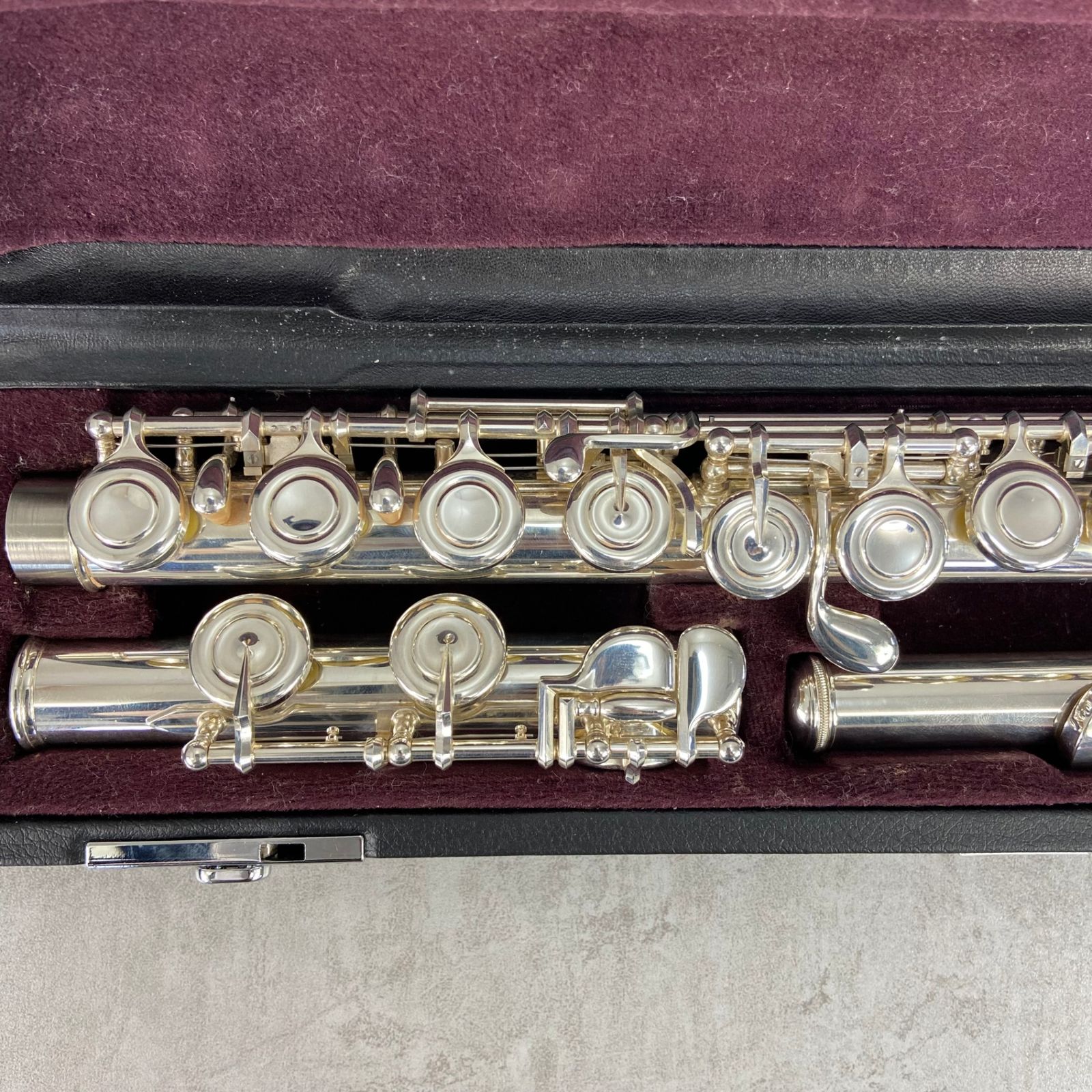 YAMAHA ヤマハ YFL212 フルート Flute 木管楽器 Eメカ ピントップアーム 銀メッキ 初心者おすすめ スチューデントモデル - 管楽器