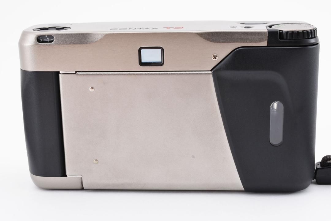 ✨美品✨CONTAX T2 チタン コンパクトフィルムカメラ ✨希少な箱 ✨美品✨CONTAX T2 チタン コンパクトフィルムカメラ ✨希少な箱