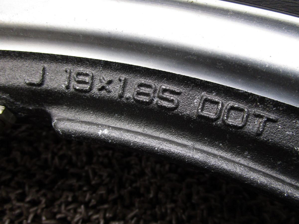 フロントホイール