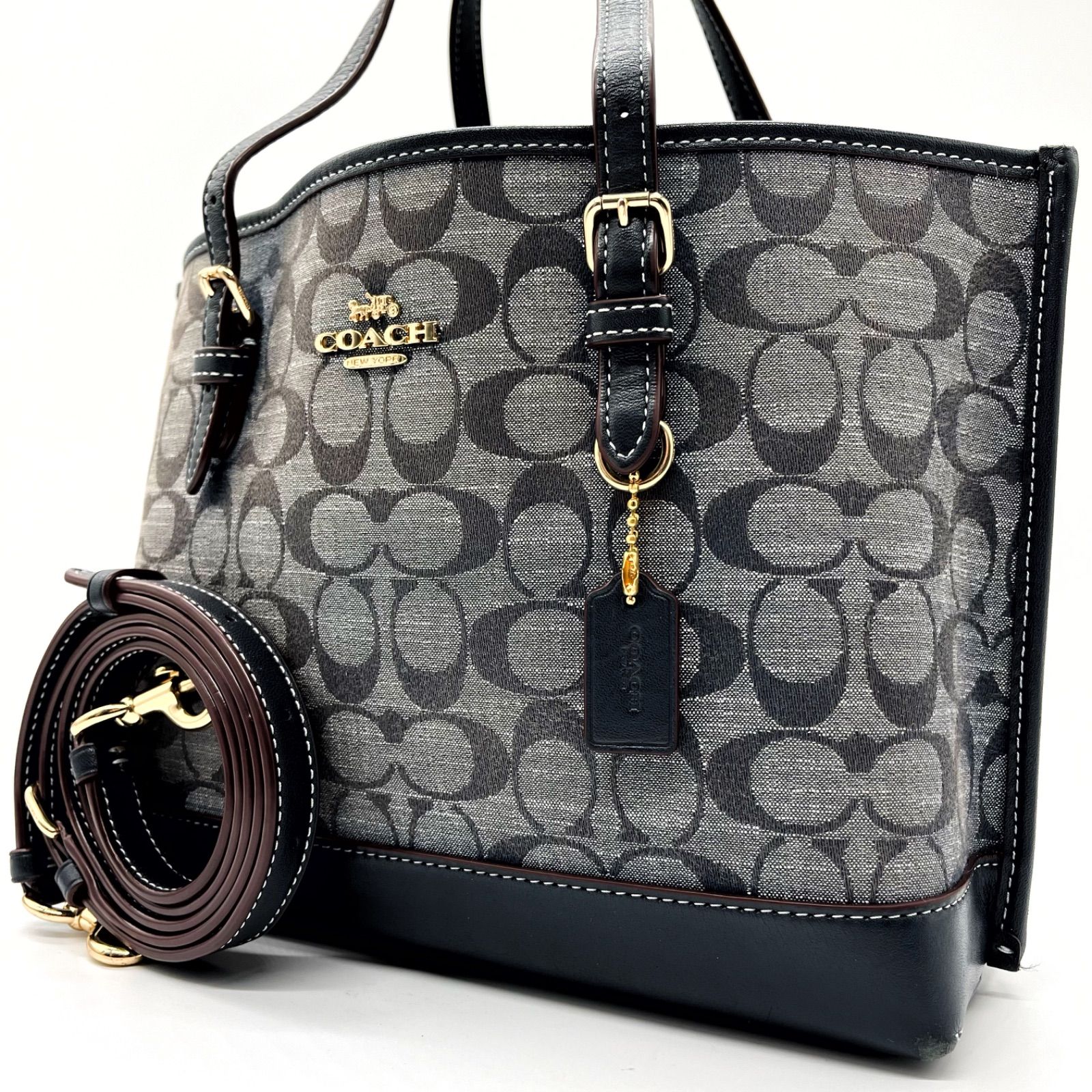 COACH シボ革ショルダーバッグ 黒 レザーシグネチャー