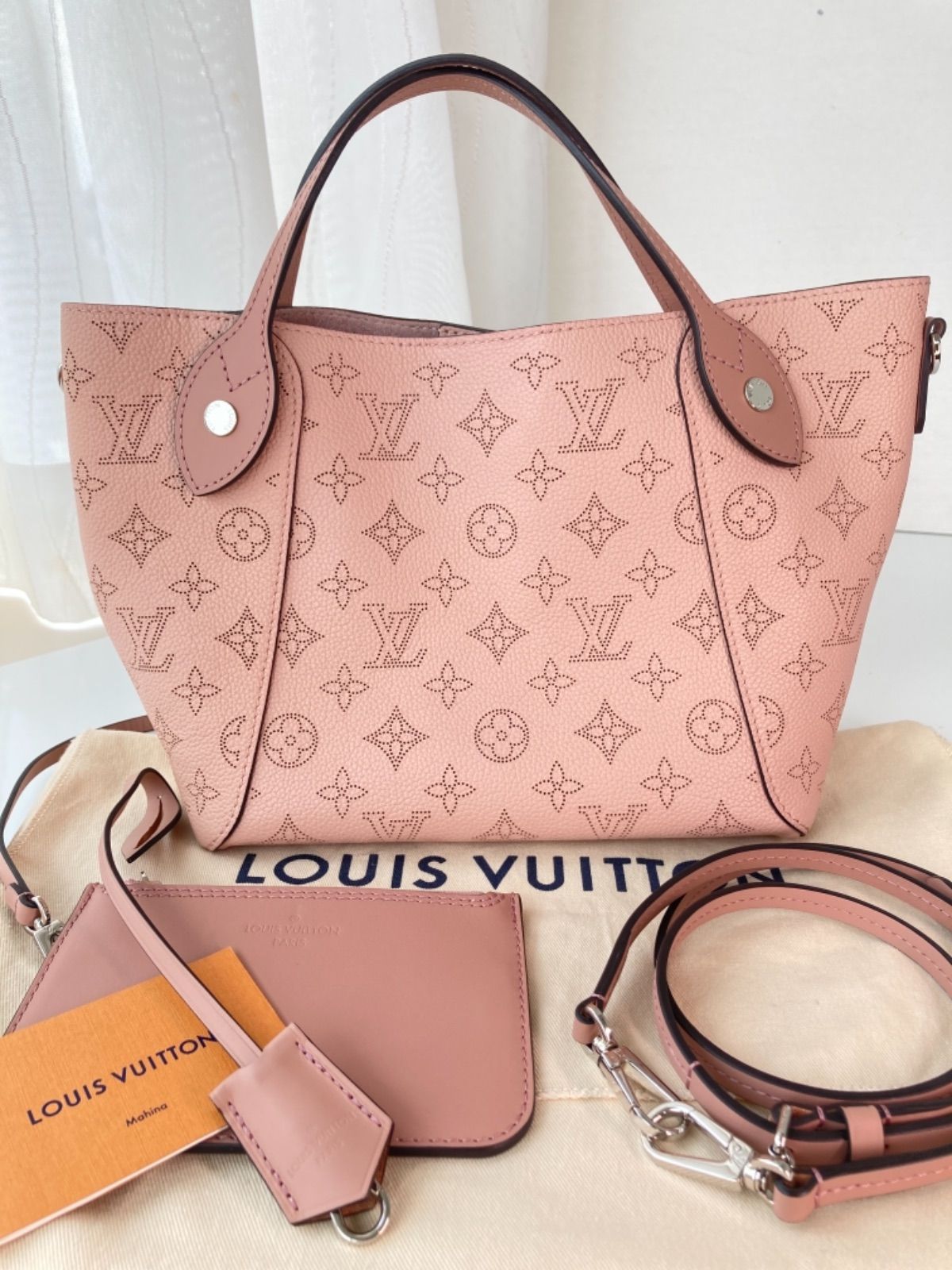 LOUIS VUITTON】ルイヴィトン マヒナ ヒナ PM トートバッグ - BRACERA