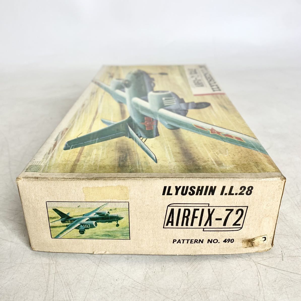 未組立 AIRFIX エアフィックス 1/72 ソ連 イリューシン ILYUSHIN I.L.28 プラモデル No.490 現状品