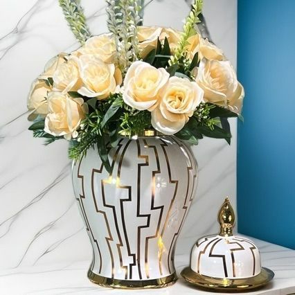 フラワーポット 花瓶 高級セラミック ゴールドのライン 蓋つき お洒落