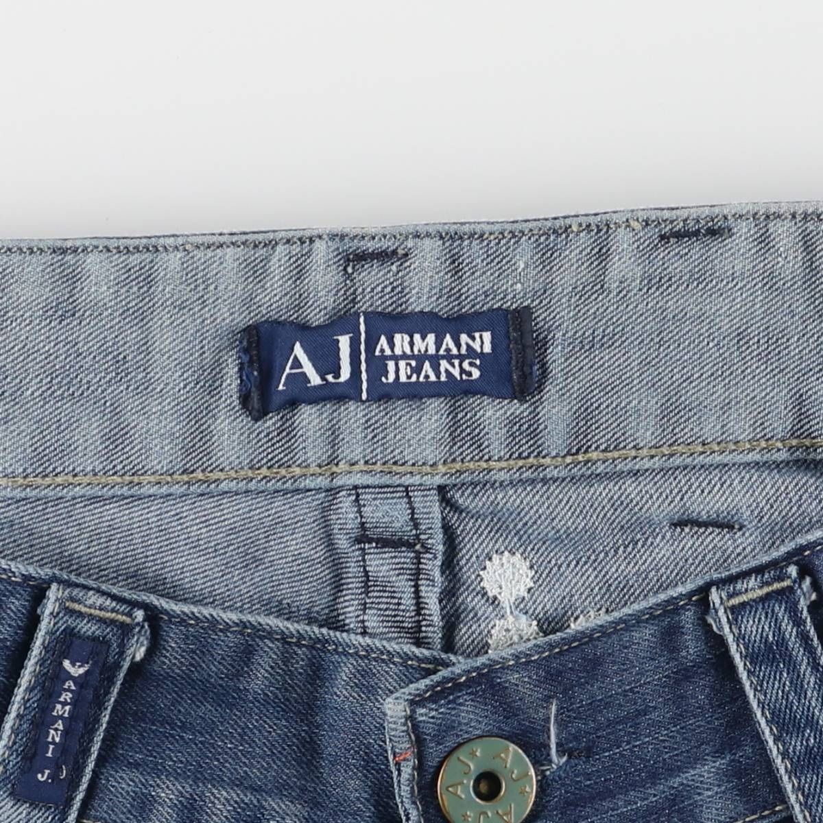Armani ARMANI