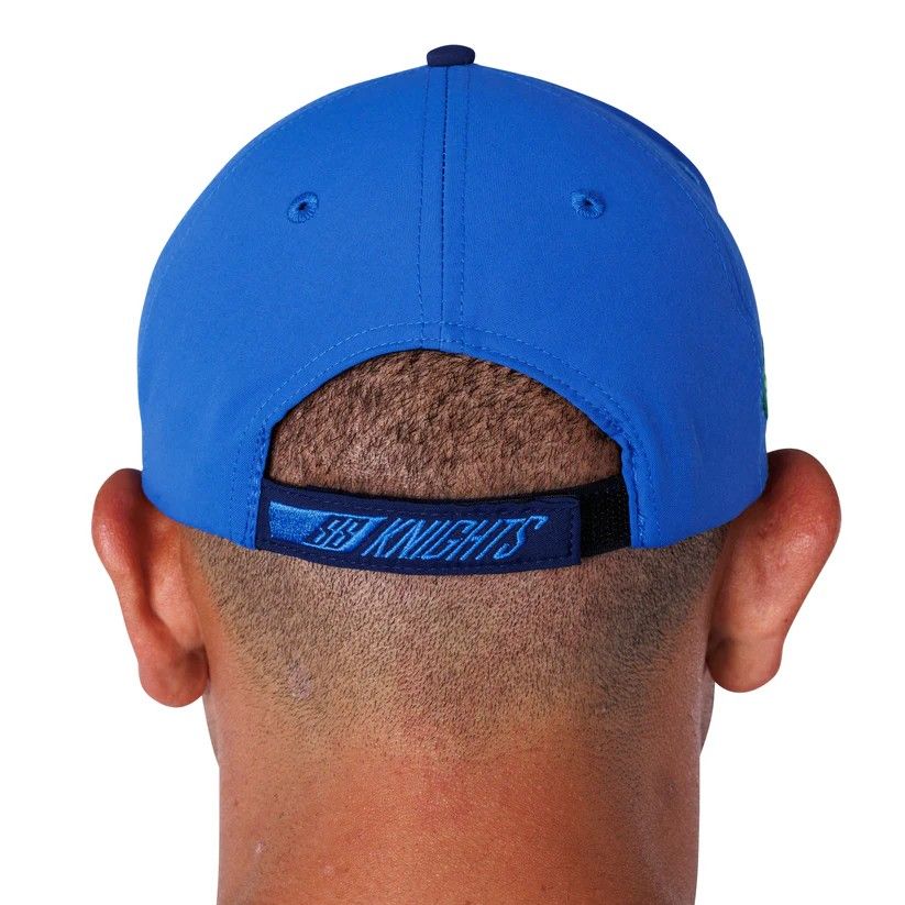 100％本物保証。 クラシック ニューカッスル ナイツ 2025 メディア キャップ 帽子 青 ブルー 公式モデル 日本未発売 当店商品は100％品質保証！