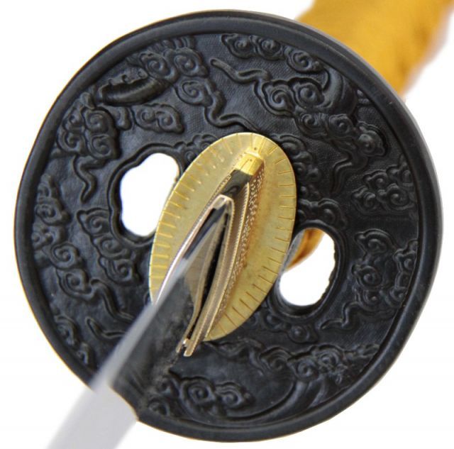 種類4：刀と刀袋セット 模造刀 雲シリーズ 金雲 大刀 竜刀身[neu060l