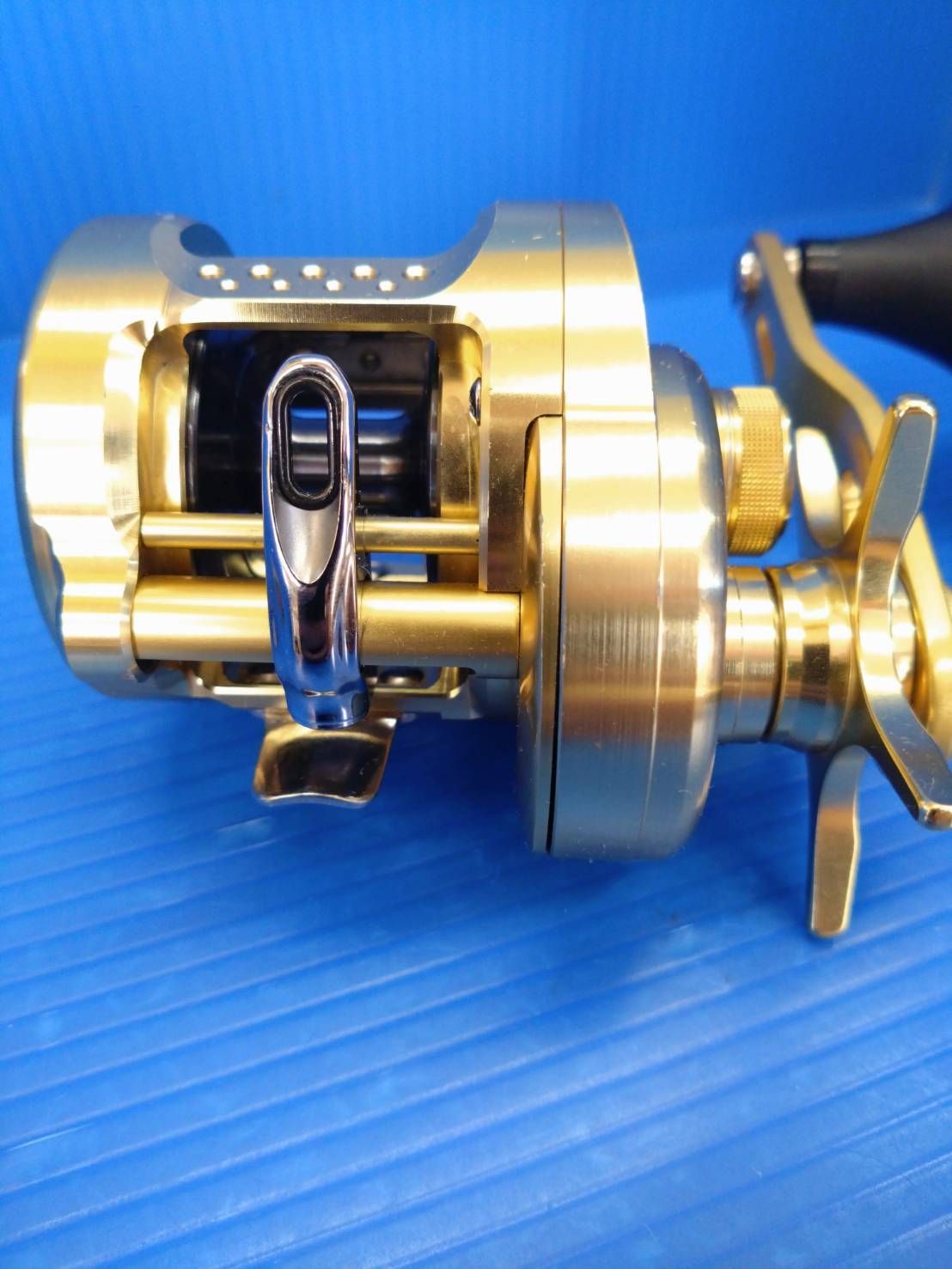 左巻き ジギング