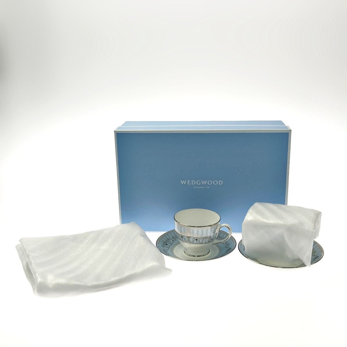 ウェッジウッド　アレクサンドラ　プレート　2枚セット Wedgwood (ウェッジウッド) カップ&ソーサー アレクサンドラ 2Pセット