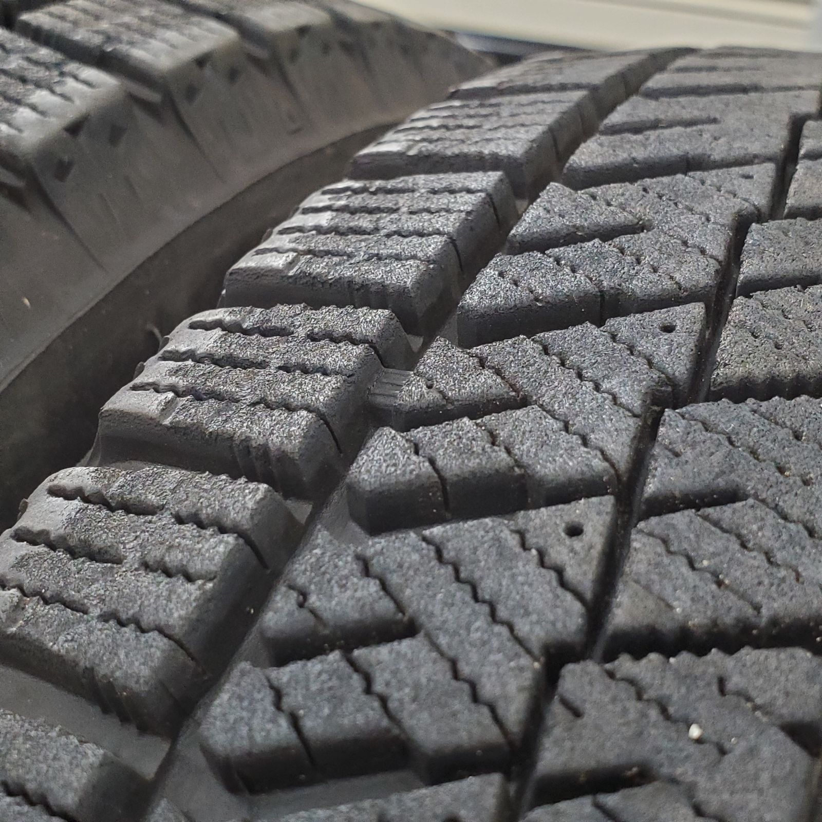 ケア 20年 155 65R14 ブリヂストン ブリザックVRX2 ホンダ JF3 N-BOX N-WGN スタッドレスタイヤ 1043R セール実施中。