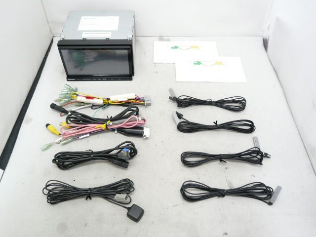 度版 パナソニック ストラーダ CN-S310D メモリーナビ 地デジ フルセグ DVD CD SDカード iPod USB ブルートゥース ハンズフリー