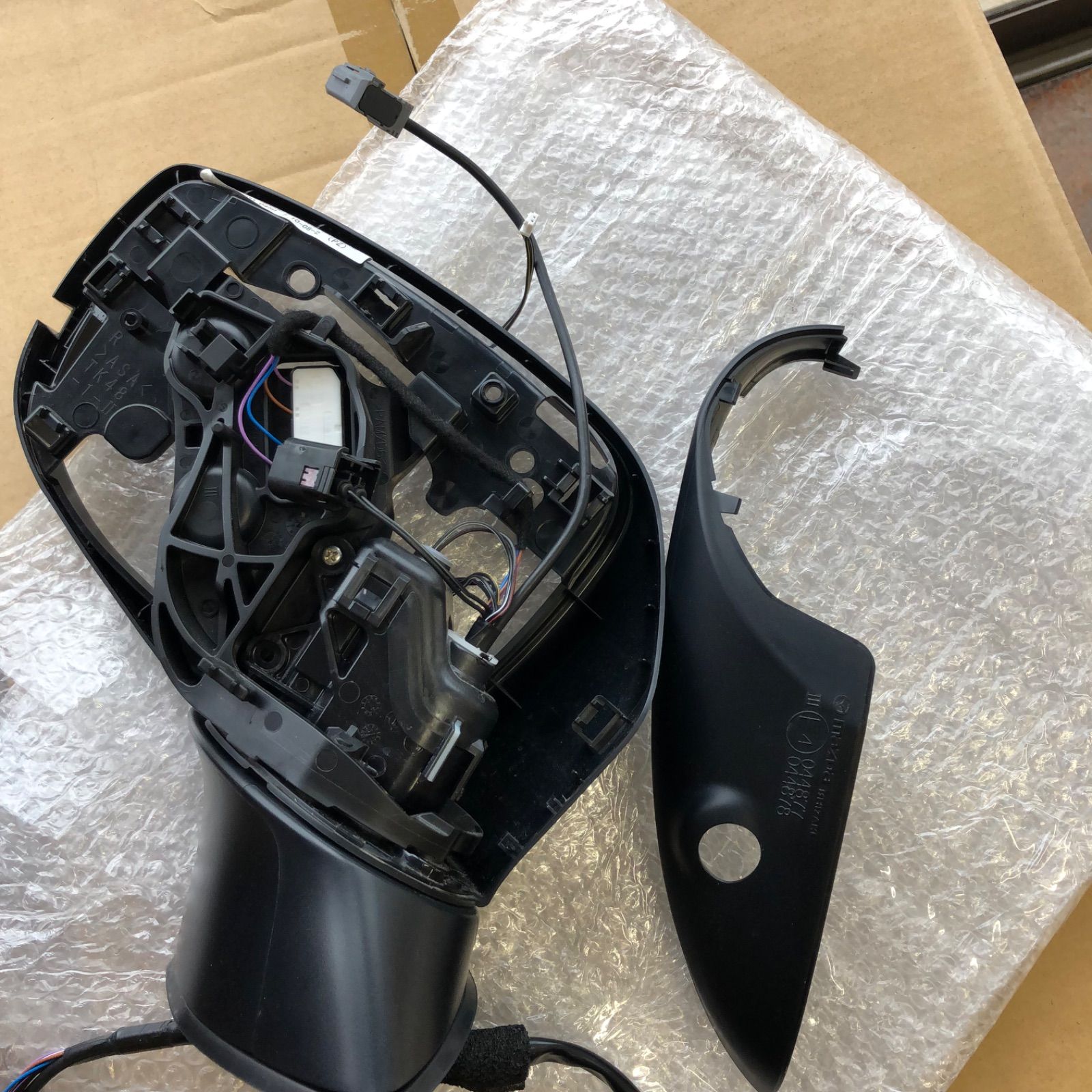 右サイドミラー