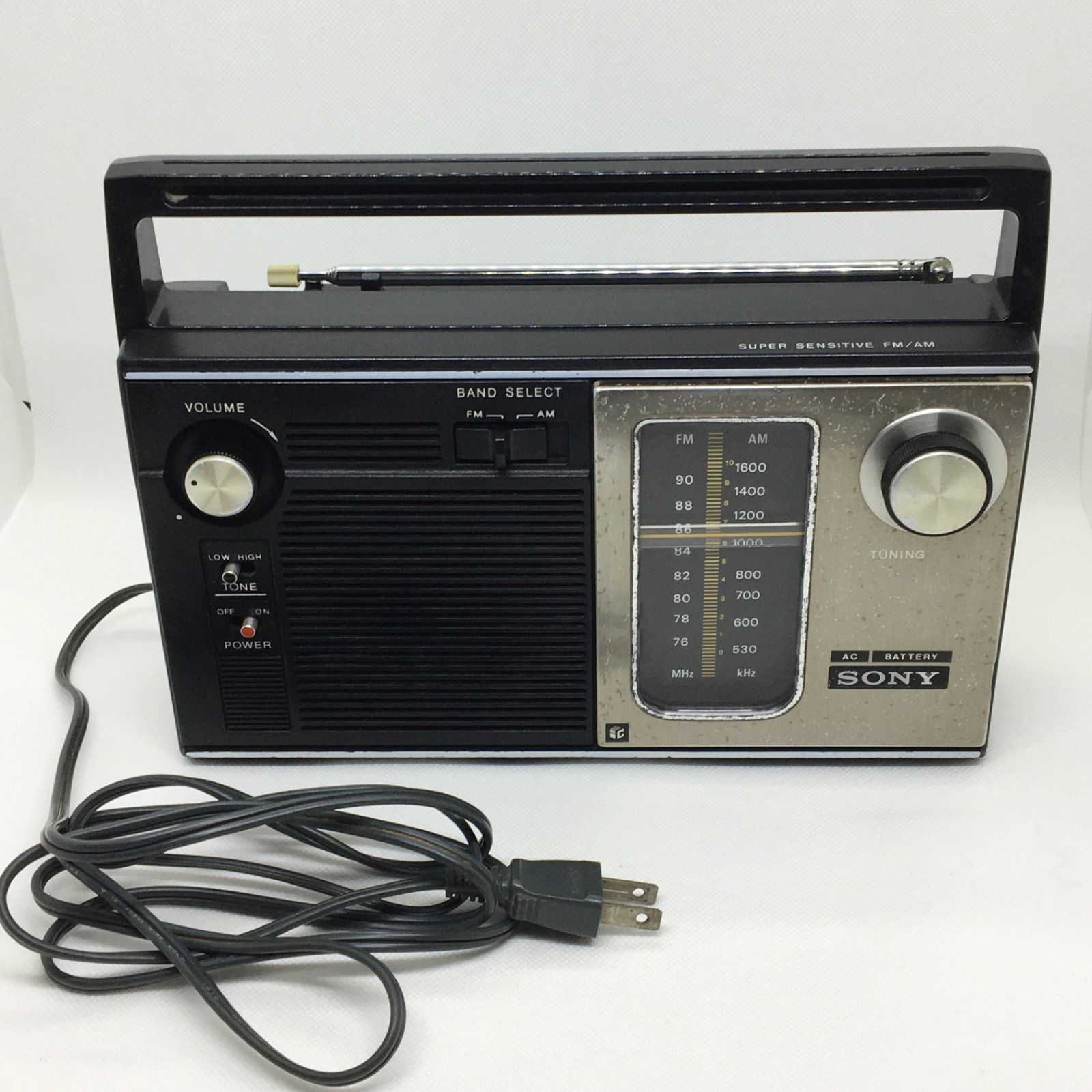 動作品】整備品 SONY ICF-7270 電源ケーブル内蔵 FM/AM 2バンドラジオ
